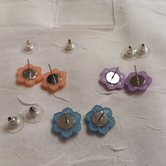Three Pair Steel Handmade Hand Crafted Resin Flower Stud Earrings Jewelry #51 - Picture 11 of 14
